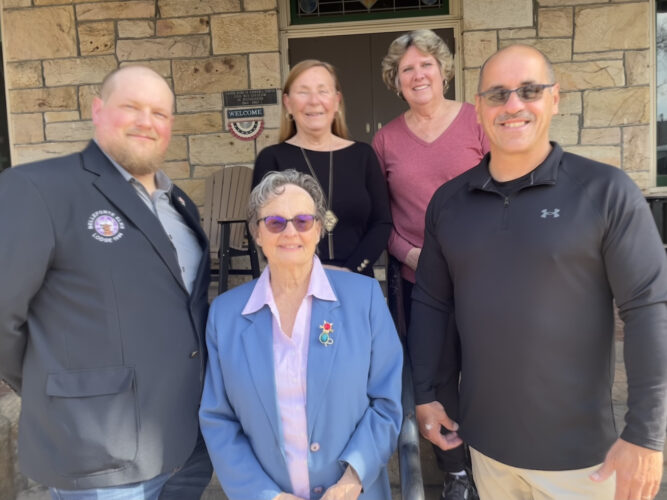 Bellefonte Elks  support food pantry